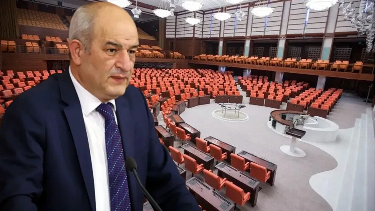 Mustafa Bilici'nin istifası sonrası Mecliste grubu dağılan Yeni Yol Partisine CHP'den takviye! Ali Fazıl Kasap partisinden istifa etti