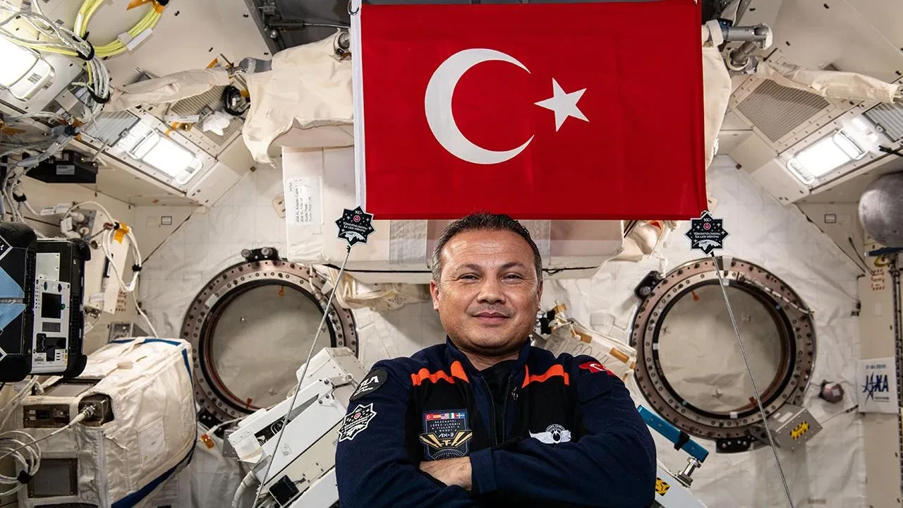 Türkiye'nin ilk astronotu Alper Gezeravcı’nın yeni görevi belli oldu! TSK'da yeni görev dağılımı