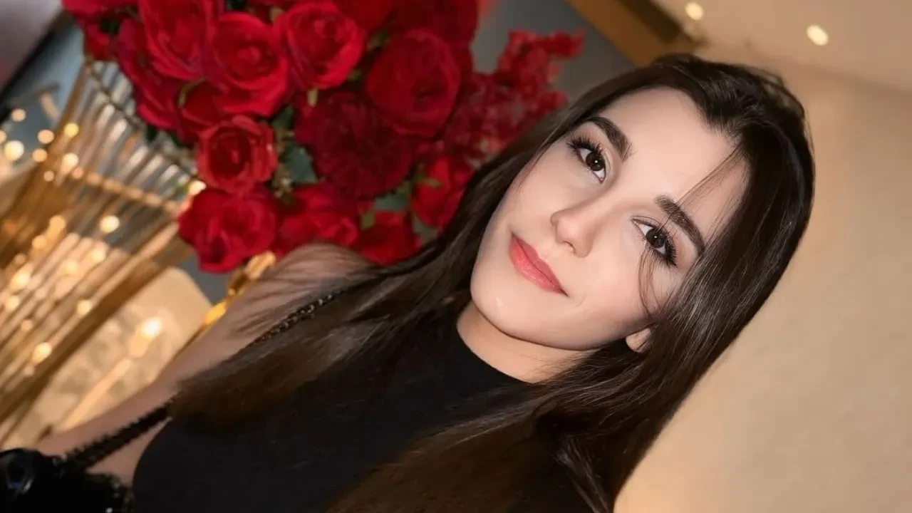 “Daha 17” dizisine yeni oyuncu! Berceste Kalafat kadroya dahil oldu