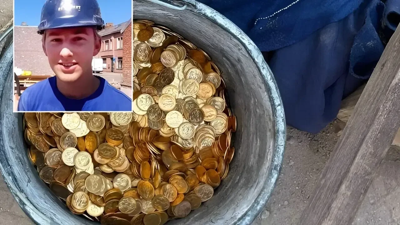Duvarın arkasındaki dev altın definesi! Tadilat sırasında bulundu, herkes şaşkın