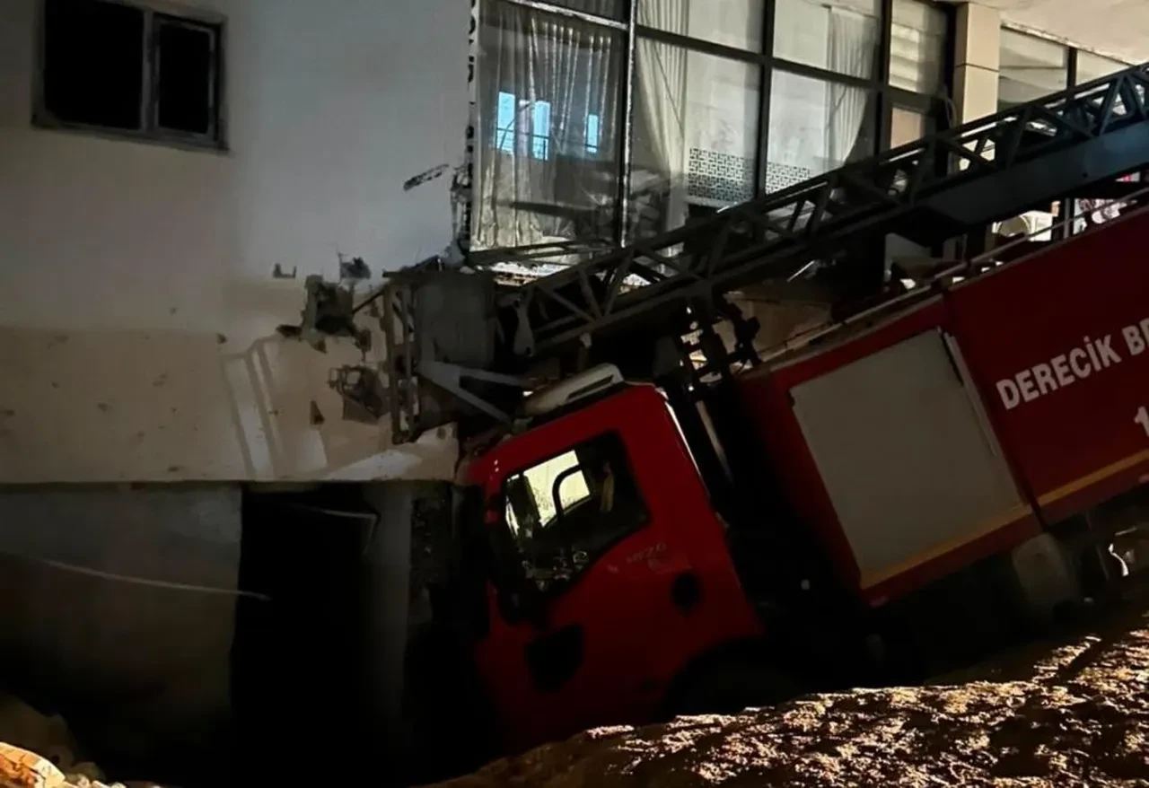 Uzman çavuş evine girmeye çalışırken hayatını kaybetti