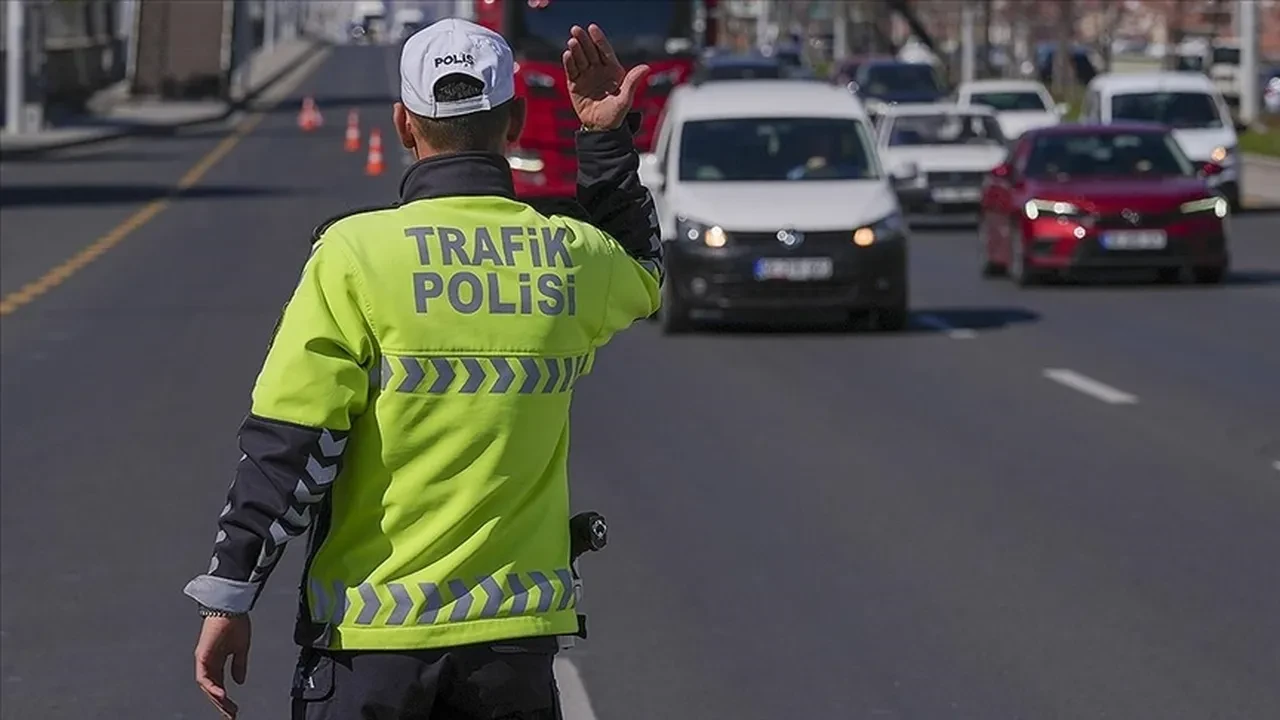 İstanbul’da bazı yollar trafiğe kapatıldı! İşte alternatif güzergahlar