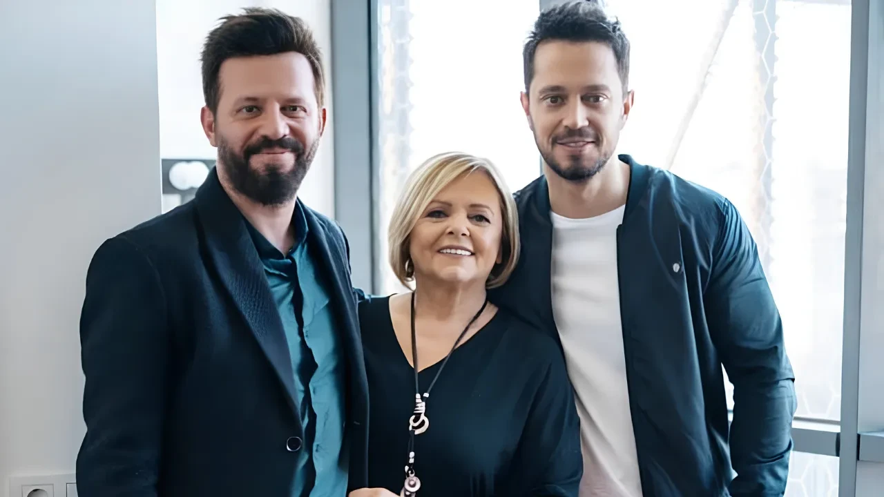 Murat Boz'un ablası kimdir? Murat Boz'un yeğeni Eren Bekar kimdir? 