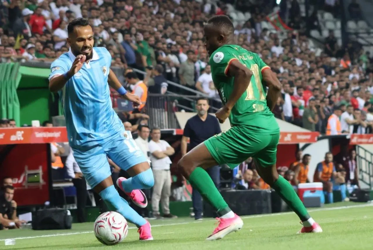 Amedspor-Erzurumspor maçına stattaki pankart damga vurdu! Türkçe ve Kürtçe mesaj verildi