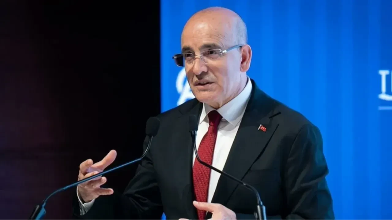 Bakan Şimşek: Dezenflasyon sürecini desteklemeye devam edeceğiz