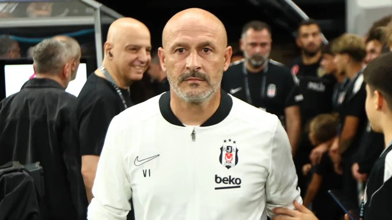 Beşiktaş'ta Italiano Eyüpspor galibiyetiyle ilgili konuştu! "İlk haftada 3 puan almak bizim için çok önemli"