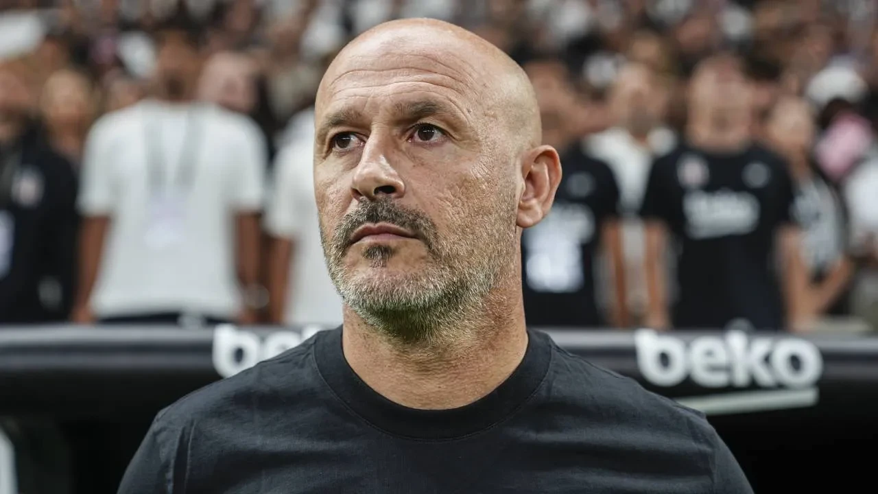Beşiktaş'ta Italiano Eyüpspor galibiyetiyle ilgili konuştu! "İlk haftada 3 puan almak bizim için çok önemli"