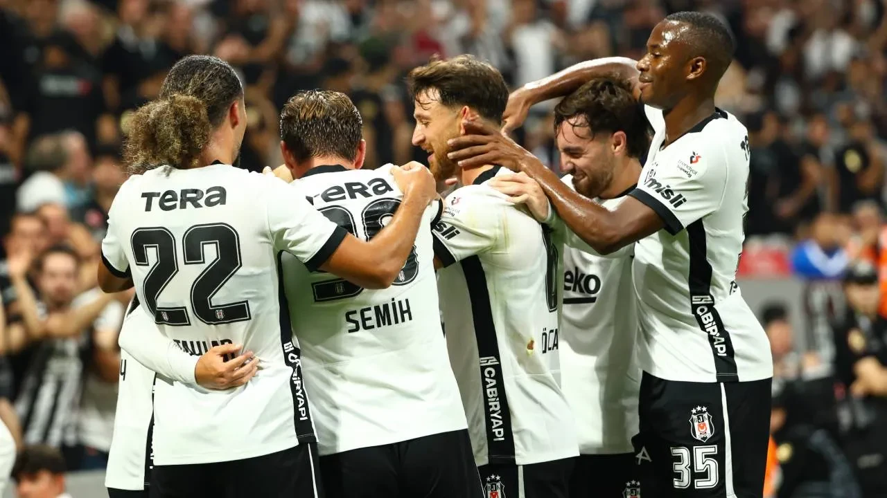 Beşiktaş'ta Rıdvan Yılmaz'dan galibiyet değerlendirmesi! "Güzel bir başlangıç oldu"