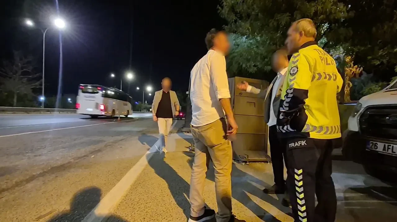  Eskişehir’de fıkra gibi olay: Alkollü sürücünün aracını almaya gelen yakını da alkollü çıktı!