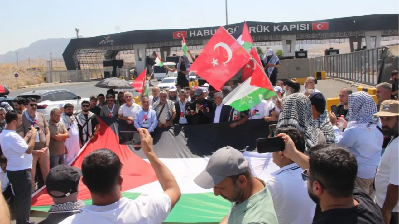 Filistin konvoyu Türkiye'ye geri döndü! Irak hükümeti izin vermedi