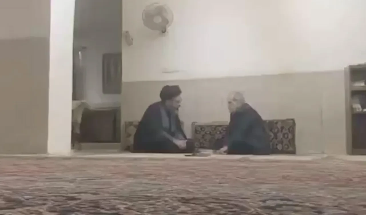 İran'dan 'Mücteba Hamaney yaşıyor' videosu! Bu kez Pezeşkiyan ile görüntü verdi
