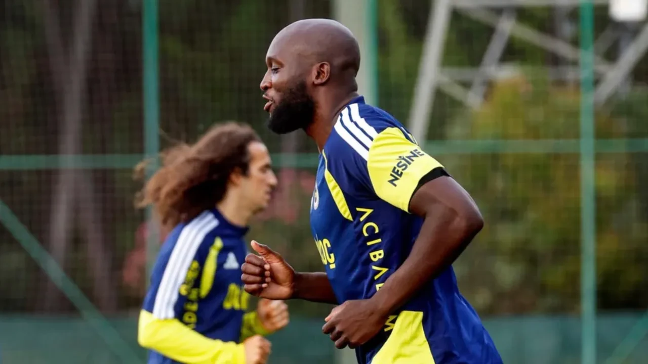 Lukaku Lyon maçında oynayacak mı? Fenerbahçe'den karar geldi