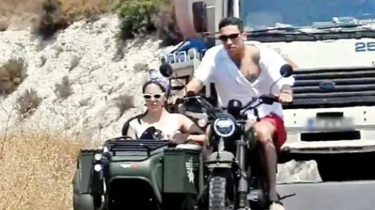 Can Bonomo ve Öykü Karayel’in trafikteki halleri dikkat çekti! Kask detayı olay oldu