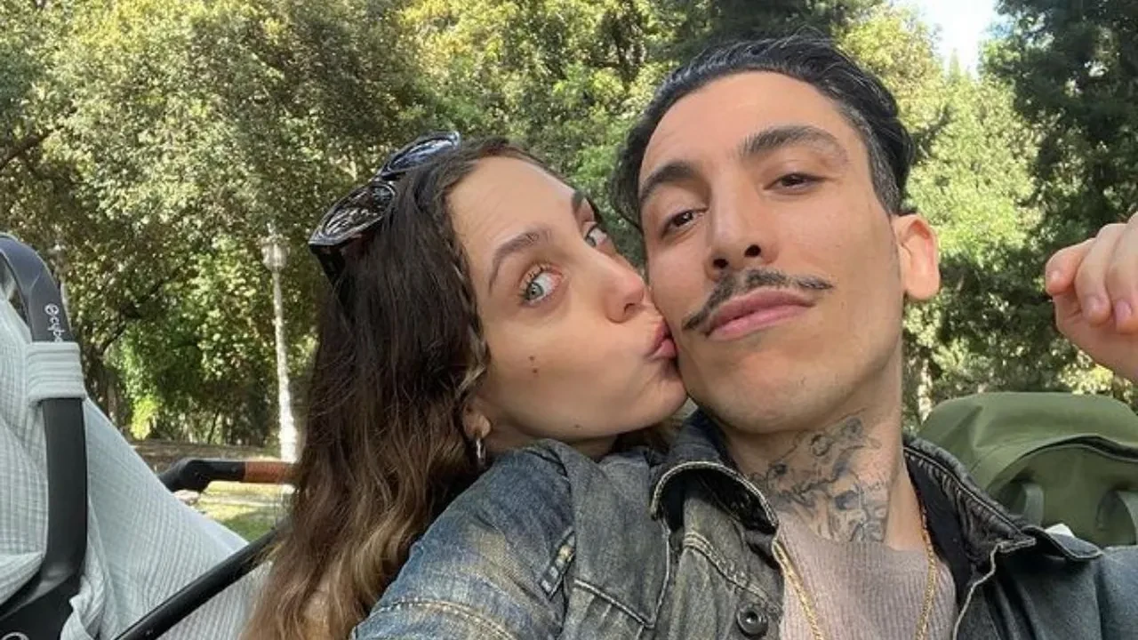 Can Bonomo ve Öykü Karayel’in trafikteki halleri dikkat çekti! Kask detayı olay oldu