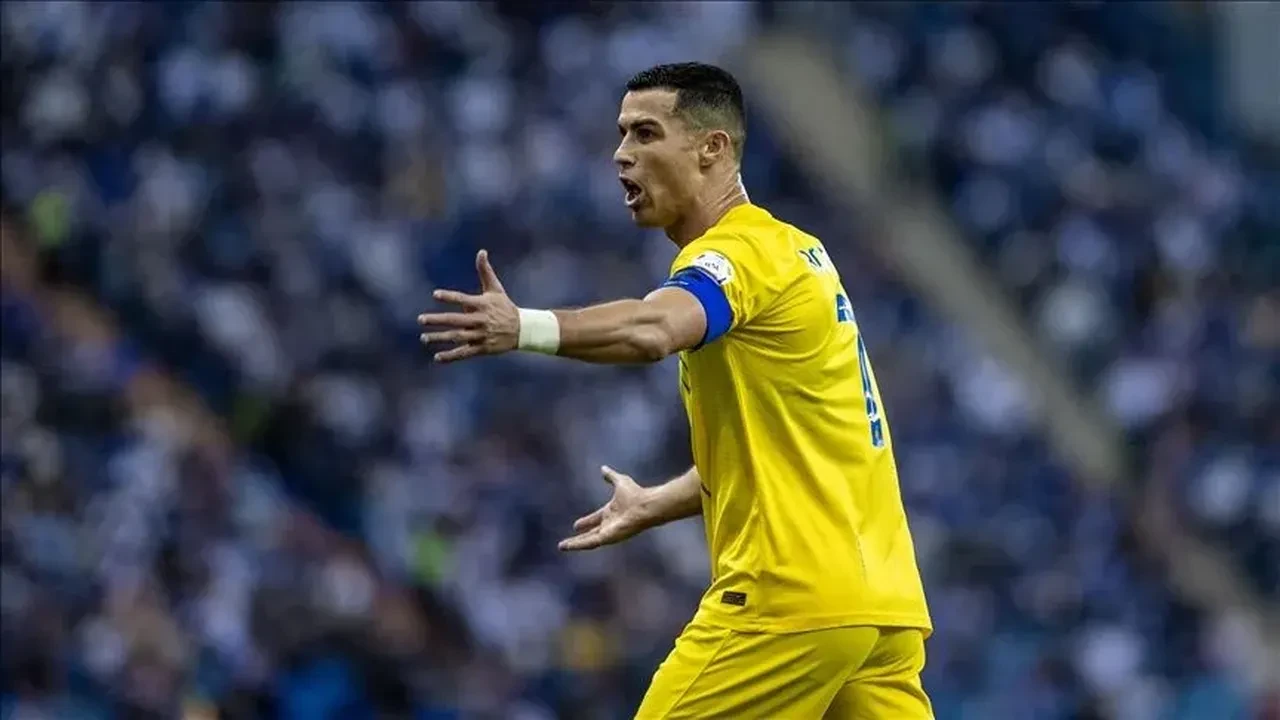 Cristiano Ronaldo futbolu bırakacağı tarihi açıkladı! 'Kariyerimin son yılı...'