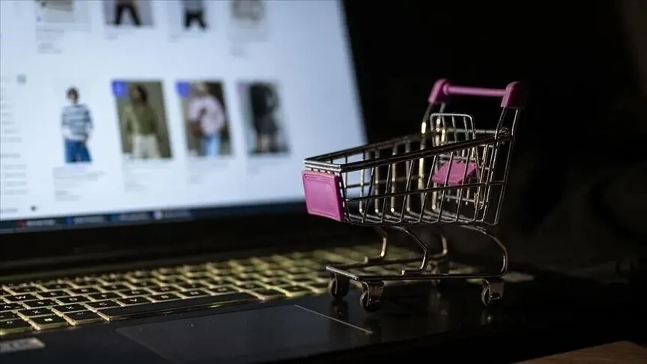 E-ticarette yeni dönem! Bakanlık düğmeye bastı: Tüketiciyi koruyan kurallar geliyor