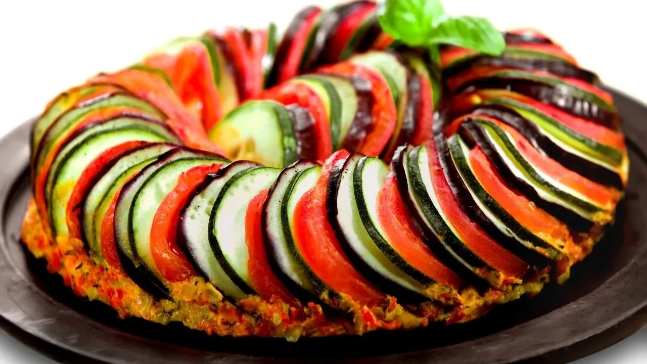 Ratatuy nedir, nasıl yapılır? Masterchef’te yarışmacılar yaptı, Ratatuy içinde ne var merak edildi