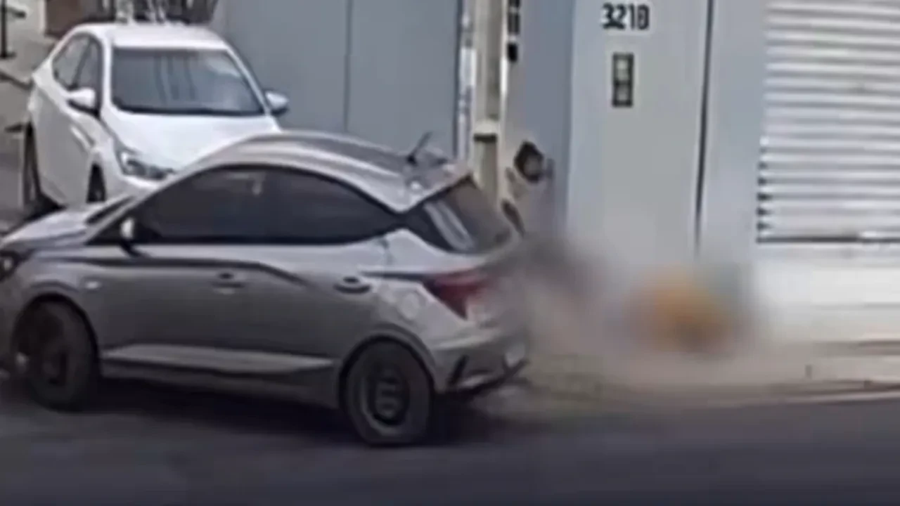 Sokak ortasında dehşet! Kızının gözü önünde katlettiler