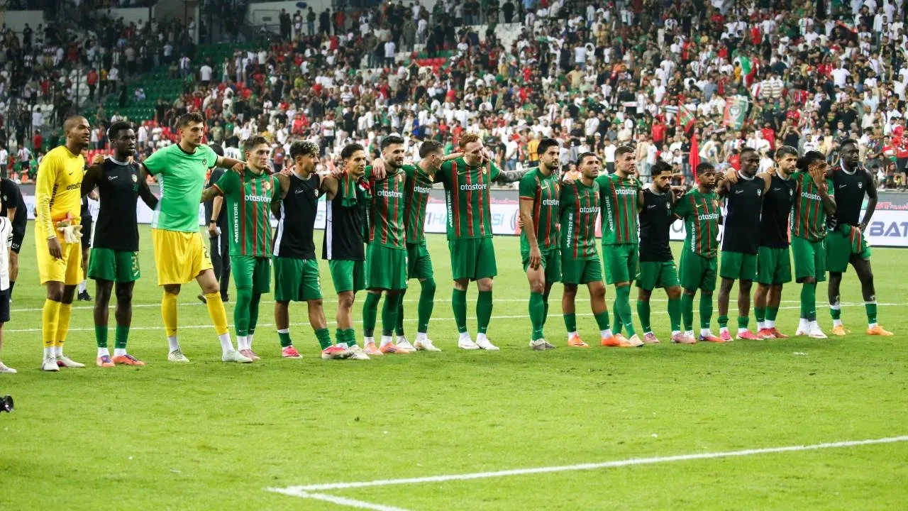 Süper Lig'de ilk hafta maçları tamamlandı! Ligin yeni ekibi Amedspor, ilk haftayı lider tamamladı