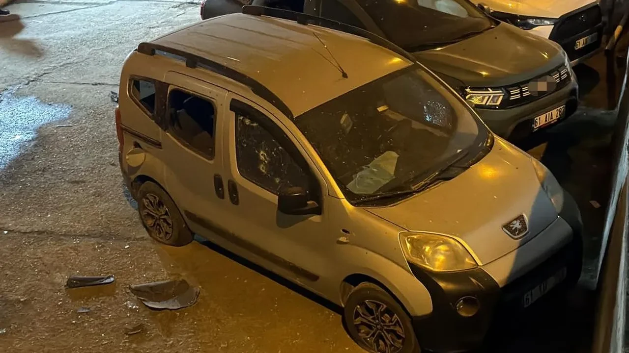 Trabzon’da korkutan patlama: Arsin Emniyeti yanına düşen İHA patladı!