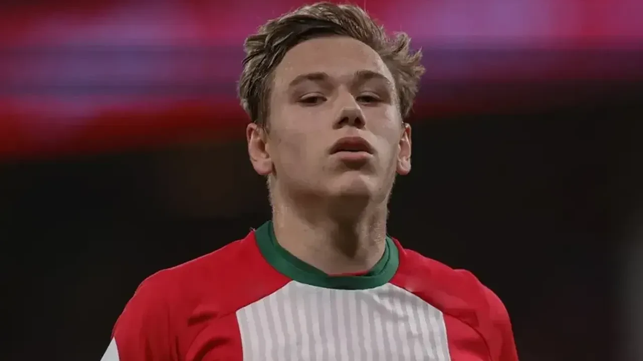 Batrakov ne zaman gelecek? Aleksey Batrakov uçak takip kodu belli oldu mu?
