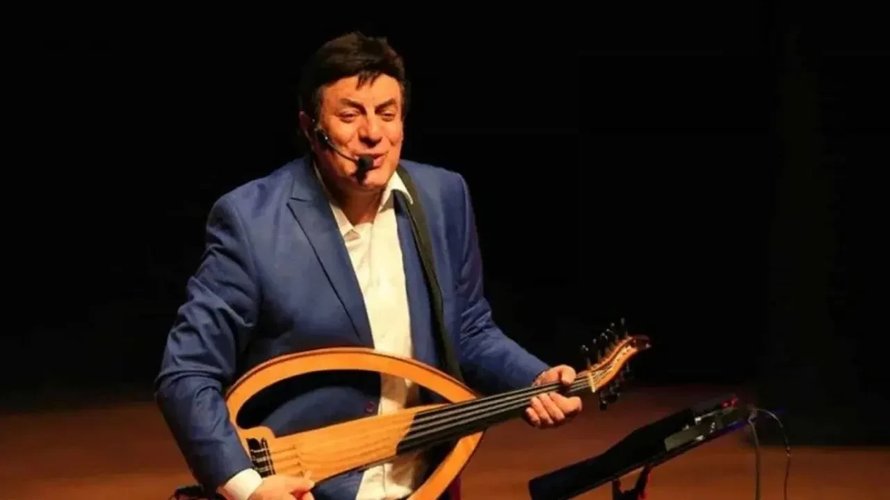 Coşkun Sabah yenilenen imajıyla şaşkına çevirdi! Ünlü şarkıcı bakın kendisini kime benzetti