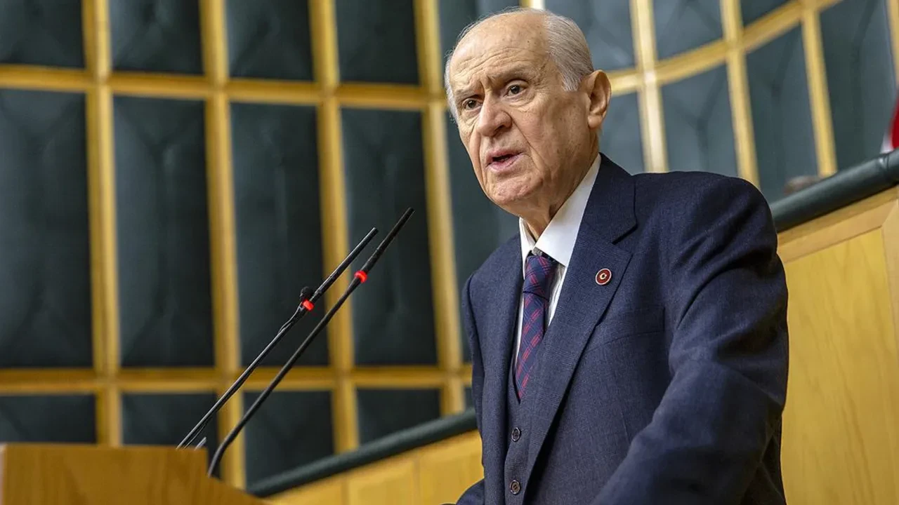 Devlet Bahçeli'den Yeni Parti'ye 'çerçeve yasa' eleştirisi!