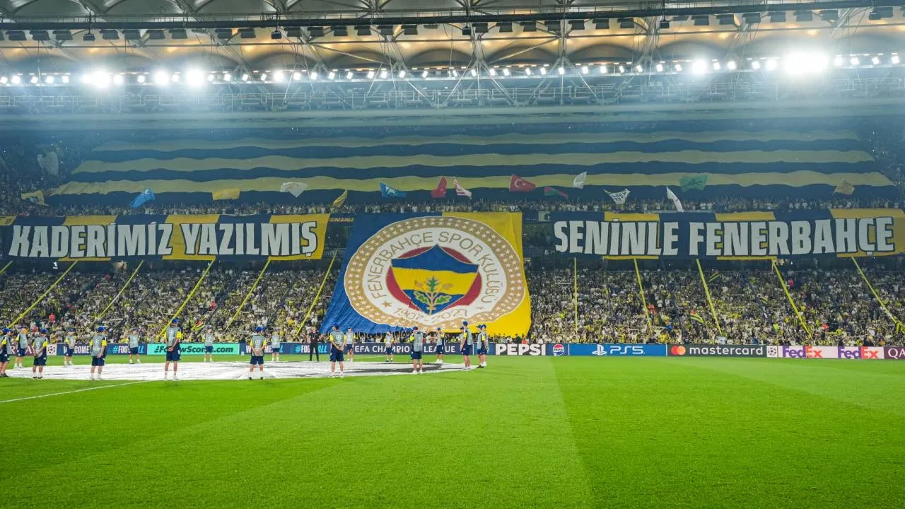 Fenerbahçe turu Fransa'ya bıraktı! Sarı-lacivertliler, Lyon ile berabere kaldı