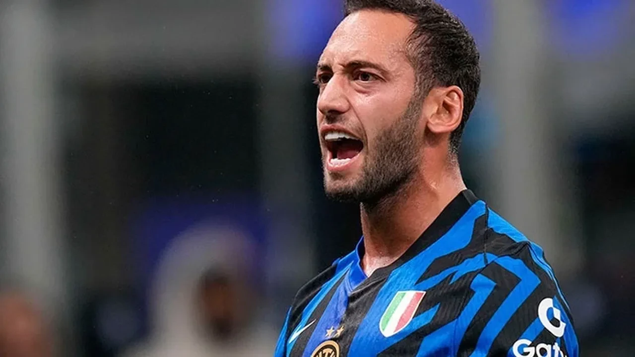 Fenerbahçe'de Hakan Çalhanoğlu operasyonu! Yönetim İtalya'ya çıkarma yapacak: Dev transferde dikkat çeken detay