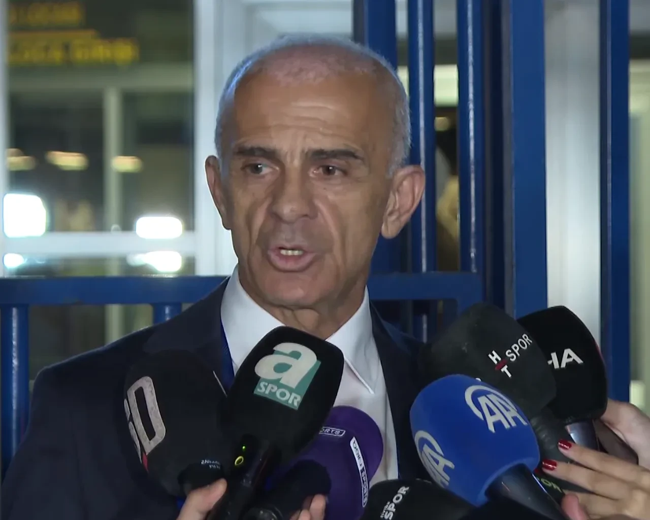 Fenerbahçe'den TFF'ye tepki: Erteleme talep etmeyeceğiz