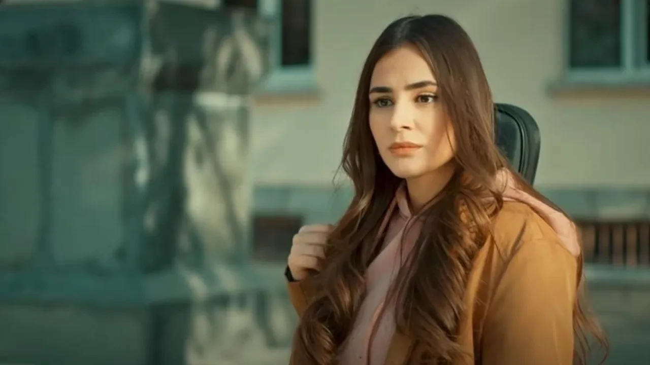 Hazal Çağlar Gönül Dağı dizisine veda etti! 