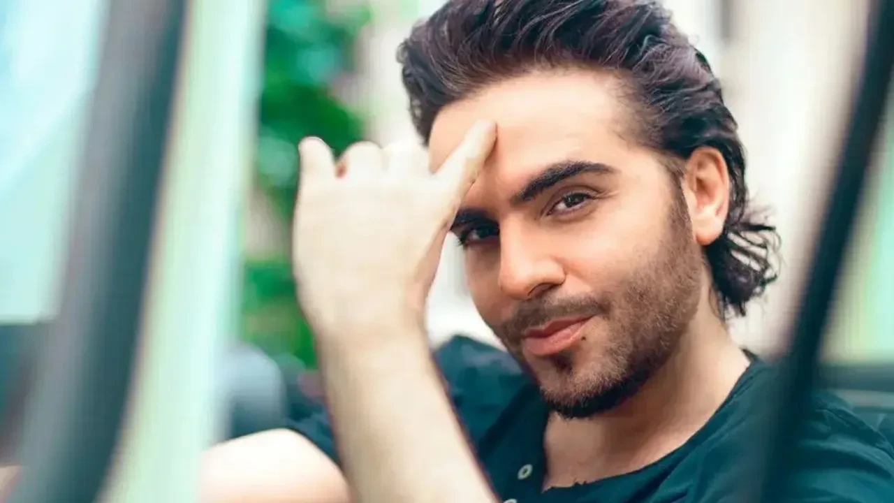 İsmail YK'nın yıllara meydan okuyan hali şaşırttı! 20 yıl geçti, görüntüsü adeta aynı kaldı
