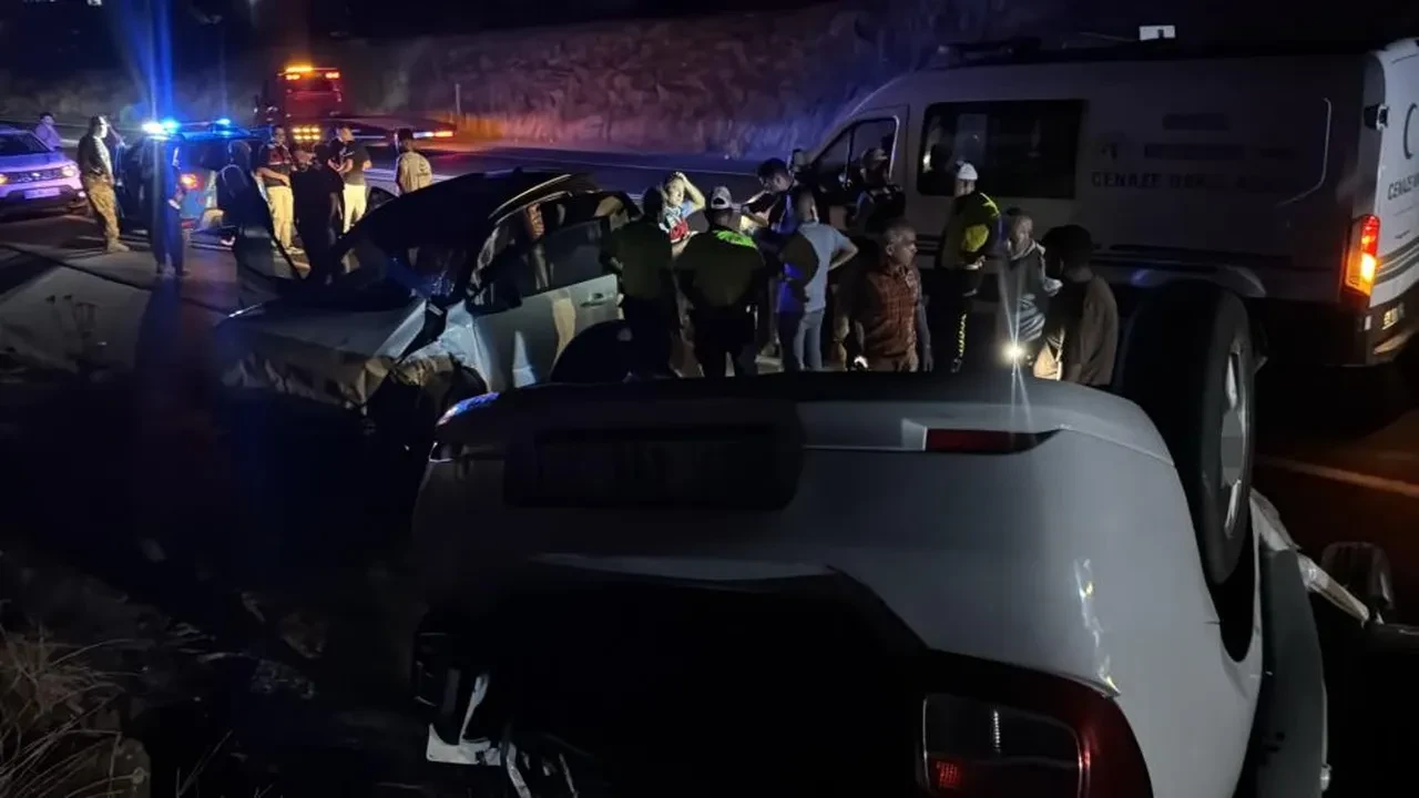 Kiralık araçla gezi faciayla bitti: 3 kuzen hayatını kaybetti, 2 kişi ağır yaralı