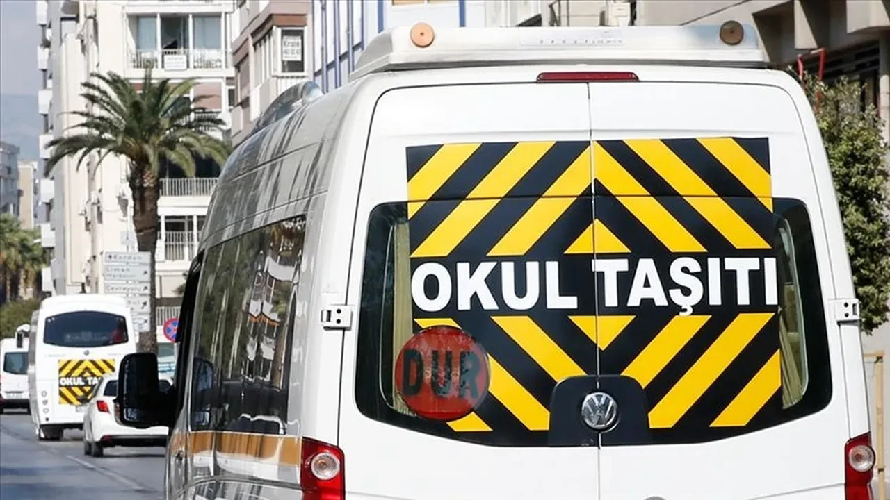 Okul servis fiyatları belli oldu: Bazı güzergahlar yıllık 93 bin lirayı buluyor