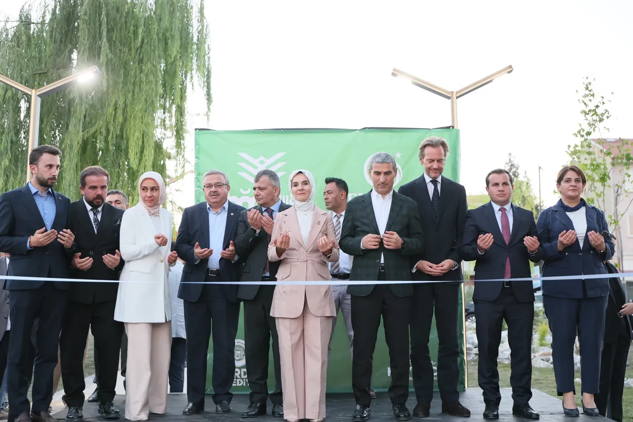 Bakan Göktaş Afyonkarahisar’dan duyurdu! Kadın kooperatiflerine dev destek