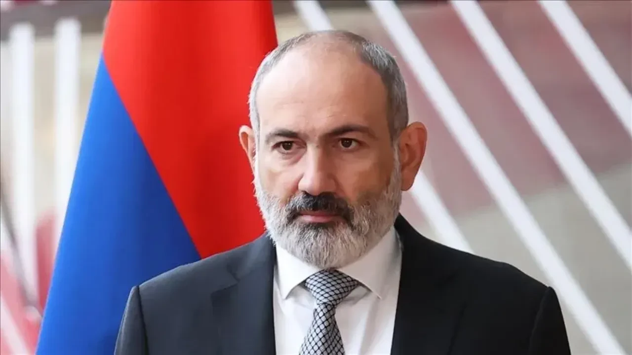 Ermenistan Başbakanı Nikol Paşinyan istifa etti: Yeni kabine için anayasal zorunluluk