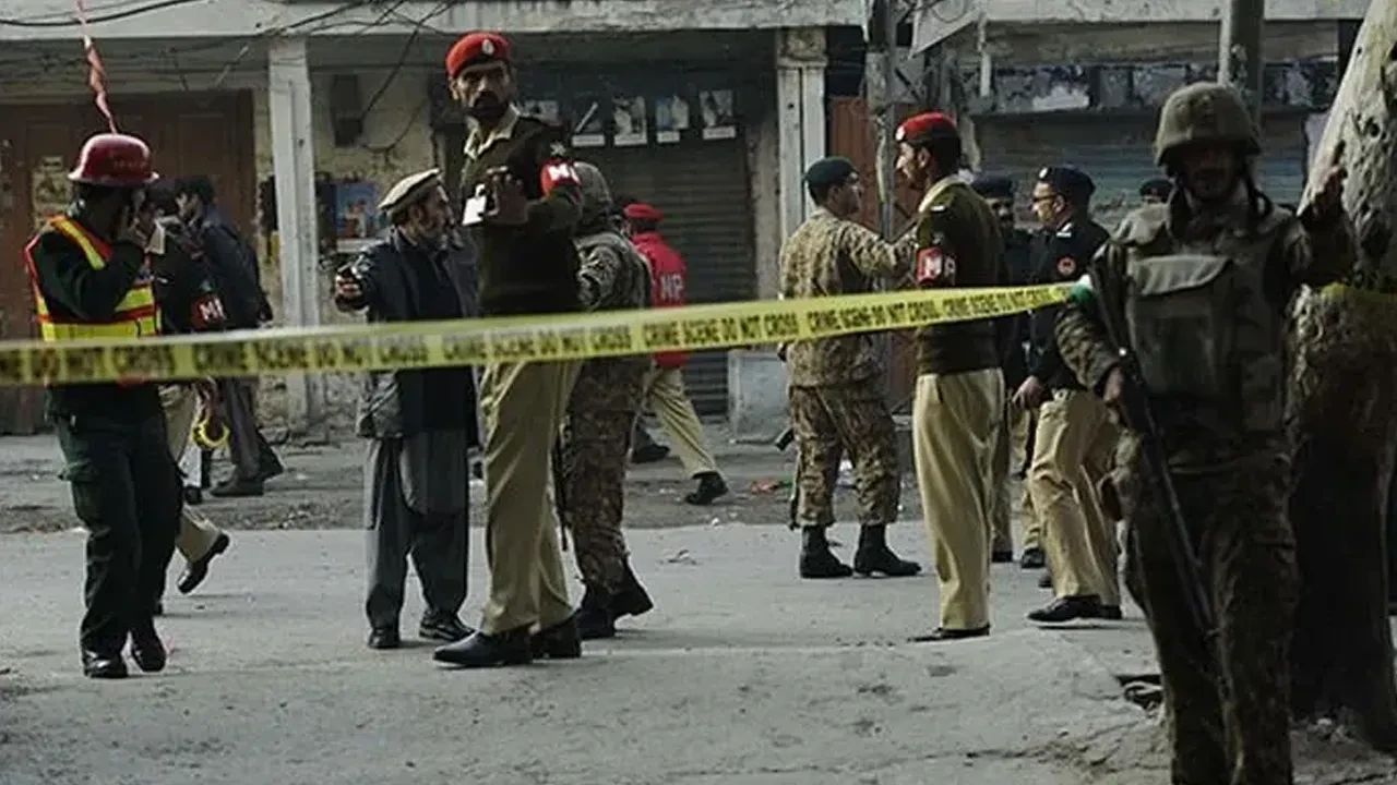 Pakistan'da protesto gösterisi sırasında intihar saldırısı: 7 ölü, 15 yaralı