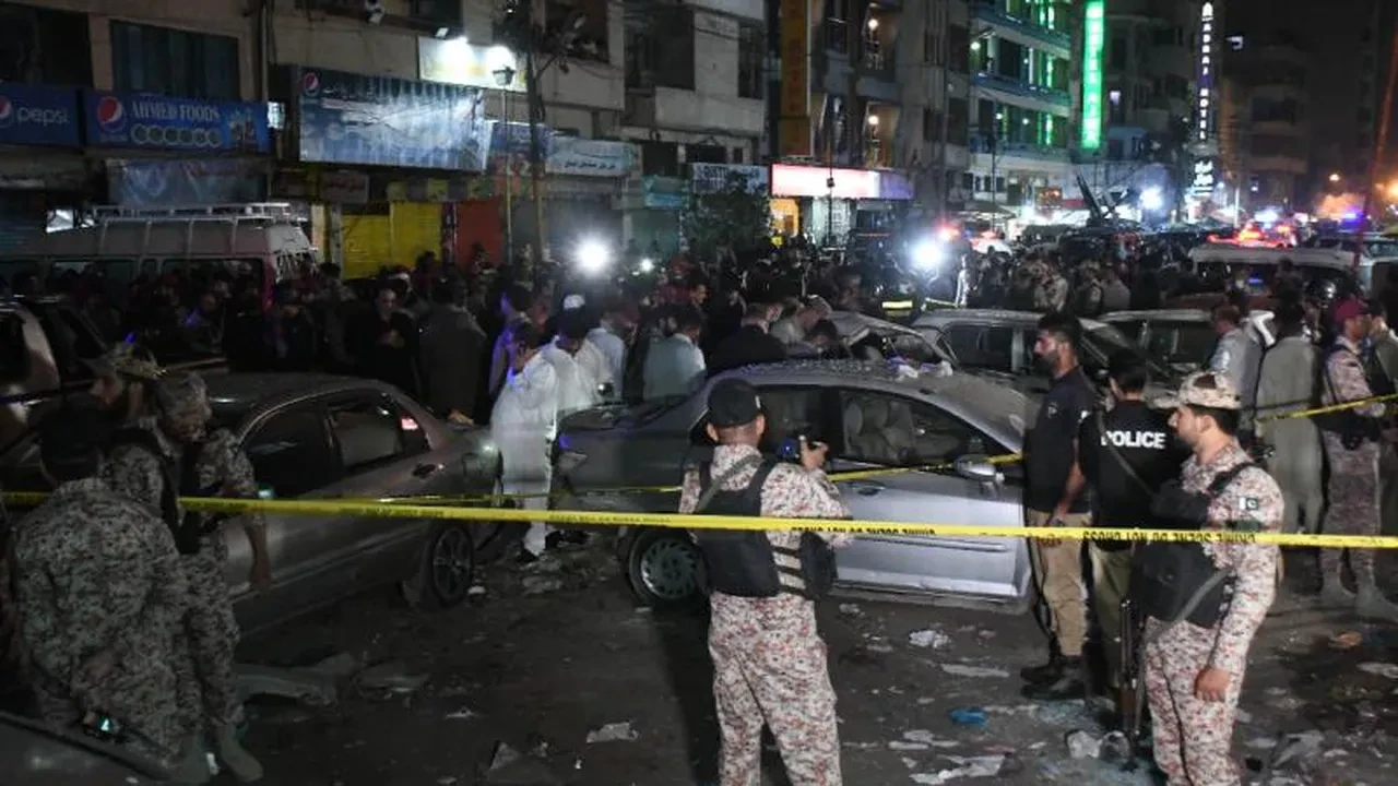 Pakistan'da protesto gösterisi sırasında intihar saldırısı: 7 ölü, 15 yaralı