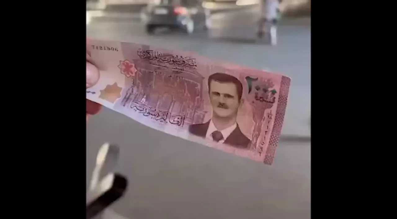 Suriye'de devrik lider Beşar Esad'lı paralar yakıldı! İki sıfır atıldı, yeni dönem başladı