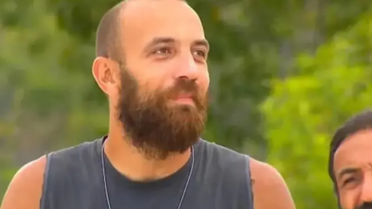 Survivor Sercan Yıldırım hırsızlık yaptığını itiraf etti! Bakın Beyza neden adadan adaya yüzmüş