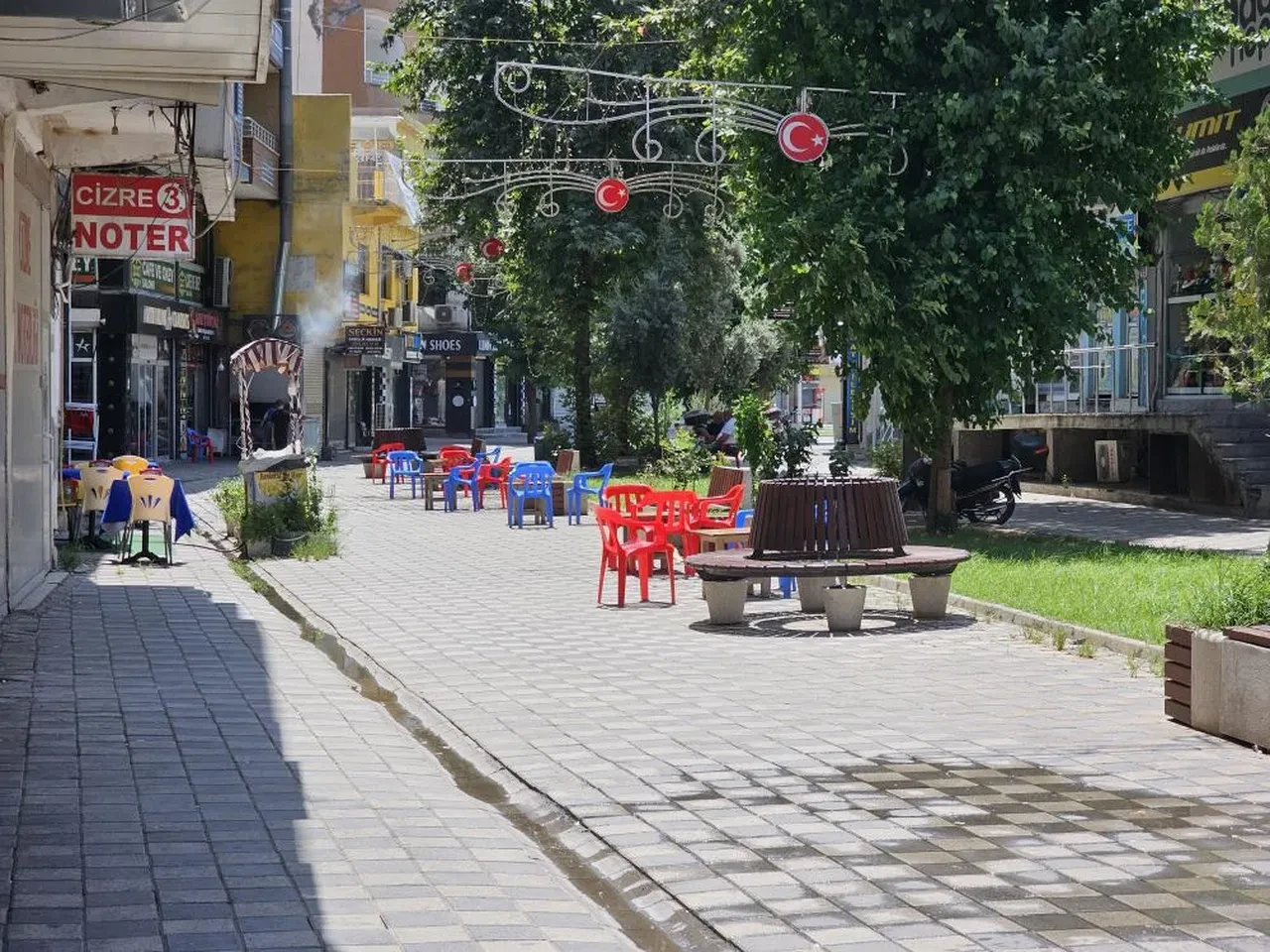Termometreler 50 dereci gördü! "Bu sıcaklıklara klima da dayanmıyor”