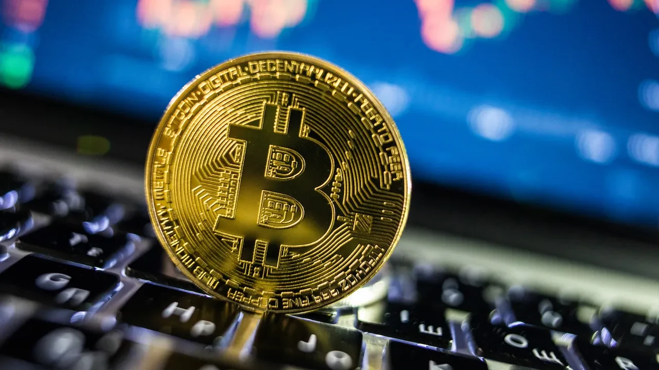 Bitcoin bir anda fırladı: Tarihin en büyük tasfiyesi yaşandı