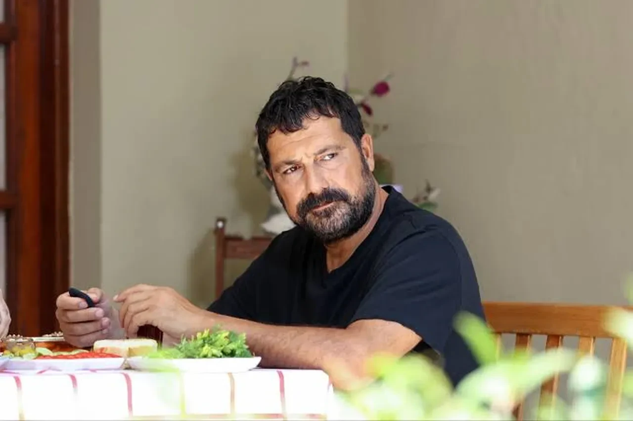 Bülent İnal yeni rolü için 12 kilo verdi! ‘Ömür Usta’ için kampa girdi
