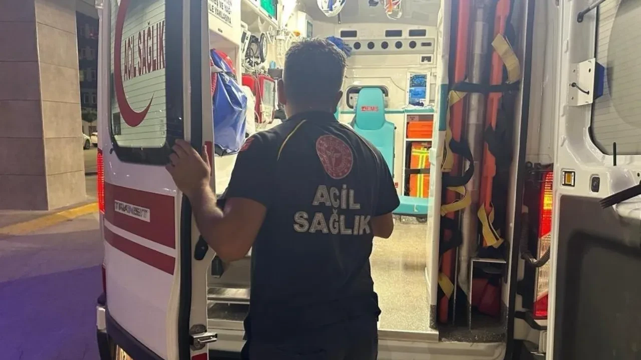 Düğün salonunda çıkan kavga meydan muharebesine döndü! Çok sayıda kişi yaralandı