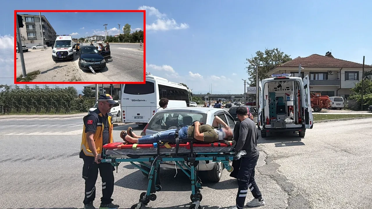 Kırmızı ışıkta dehşet saçan sürücü kamerada! Dikkatsizliği kazaya yol açtı
