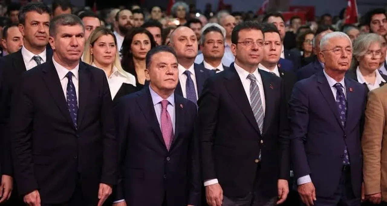 Ekrem İmamoğlu'na 15 milyon euroluk rüşvet! Muhittin Böcek'in itirafı kanıtlandı