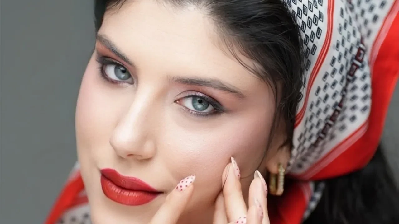 Oyuncu Beren Demirkaya'dan şoke eden iddia! "Yeni başrol beni istemediği için kadrodan çıkarıldım"