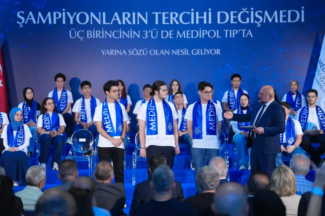 Şampiyonların tercihi değişmedi! YKS birincileri yine Medipol'ü seçti 