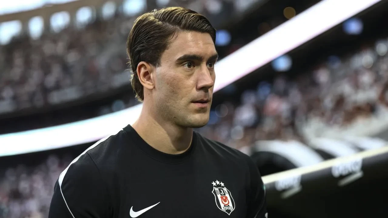 Vlahovic ilk kez Beşiktaş formasını giydi! Sırp golcü siftah yaptı