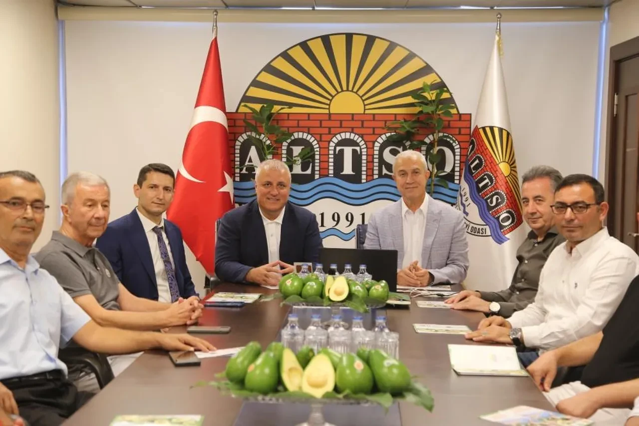 Alanya avokadosunu tüm dünya tanıyacak! Avrupa Birliği coğrafi işaret başvurusu yapıldı